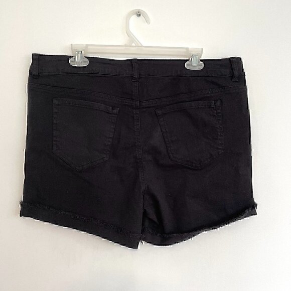 NEW NWT REFUGE Hi-Rise Cheeky Jean Shorts Black High Waisted 5" Inseam Cuffed 18 - Picture 9 of 12